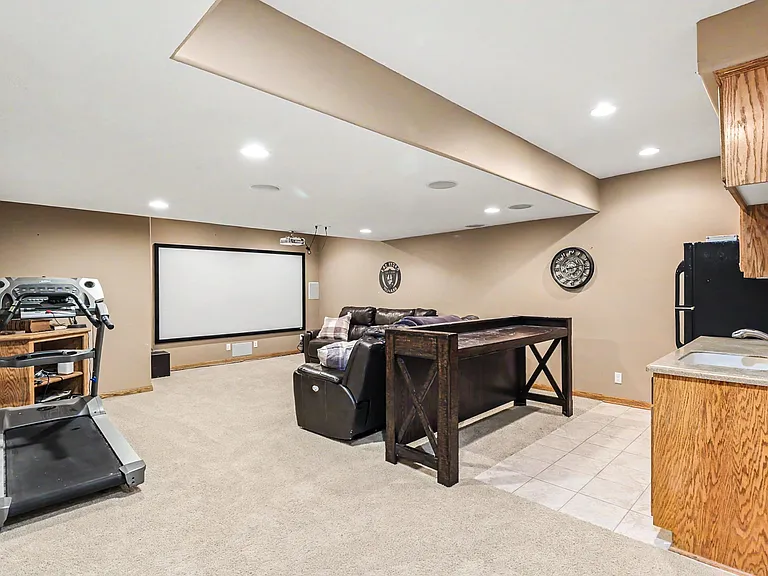 4408 Waterford Ave — Photo 13