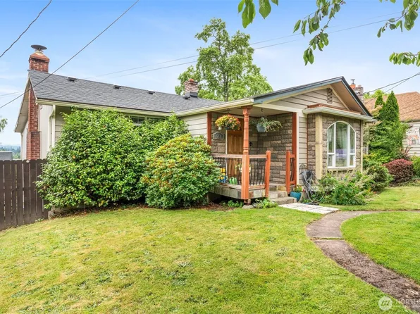 761 SE Adams Avenue, Chehalis, WA 98532