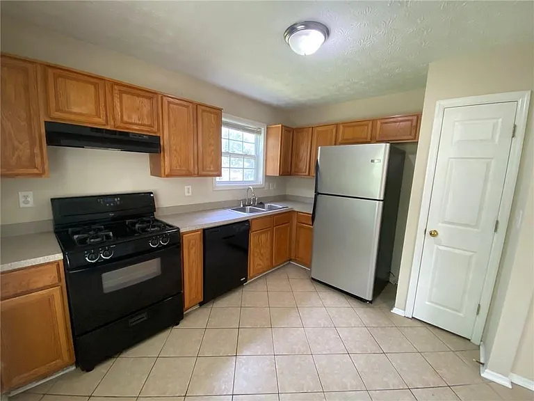 1325 Old Victorian Ct — Photo 13
