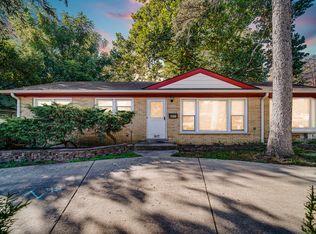 1417 E Euclid Ave, Arlington Heights, IL 60004