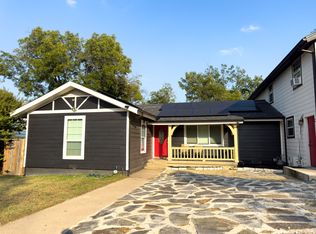 707 Gardiner St #A, Arlington, TX 76012