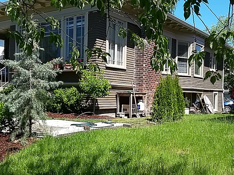 5516 12th Ave NE — Photo 3