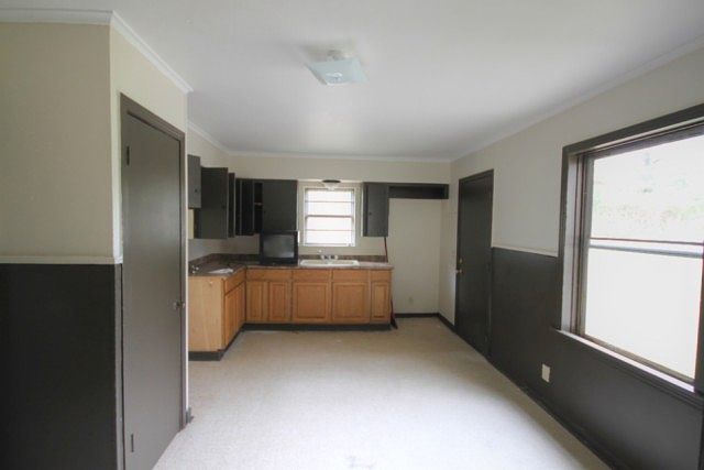 2nd image of 1408 Ashland Rd