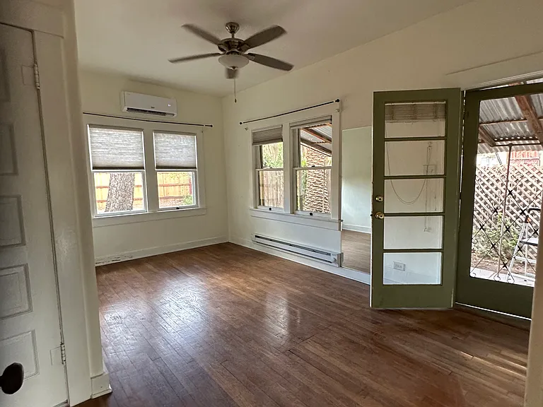 631 E Helen St — Photo 11
