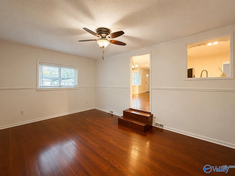 515 Warner St NW — Photo 12