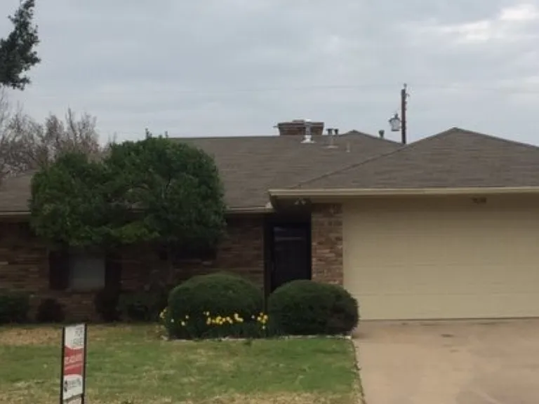 9038 Hillside Dr — Photo 1