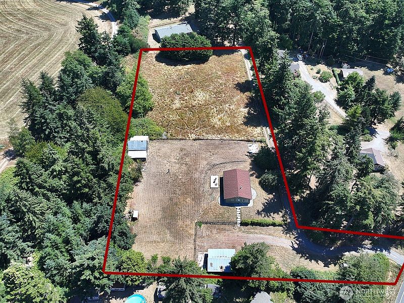 2nd image of 207 Fort Casey Road