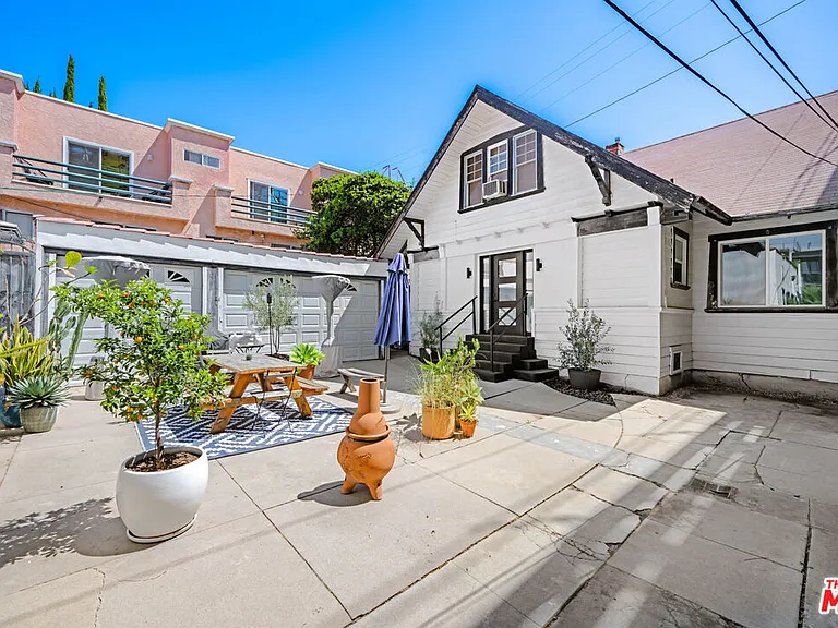 1246 N Formosa Ave — Photo 28