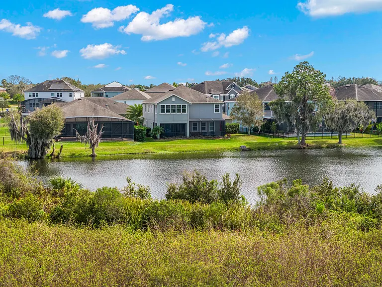 15514 Lake Burnett Shore Ct — Photo 25