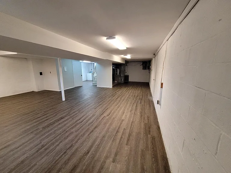 1043 Welsh Dr — Photo 20