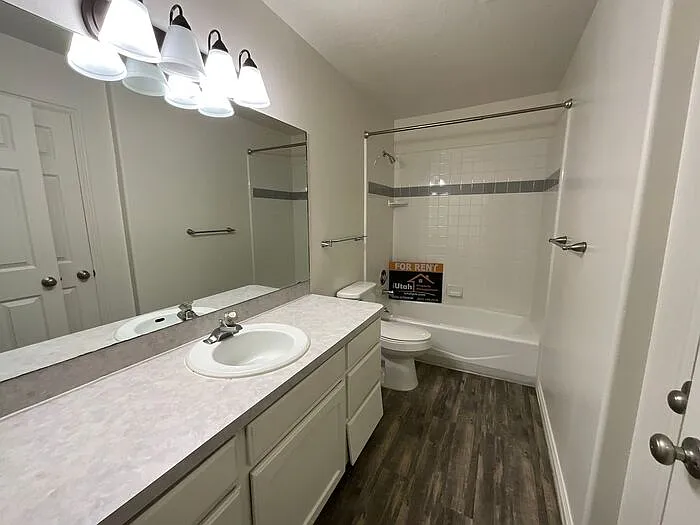 2888 N 1050 E — Photo 16