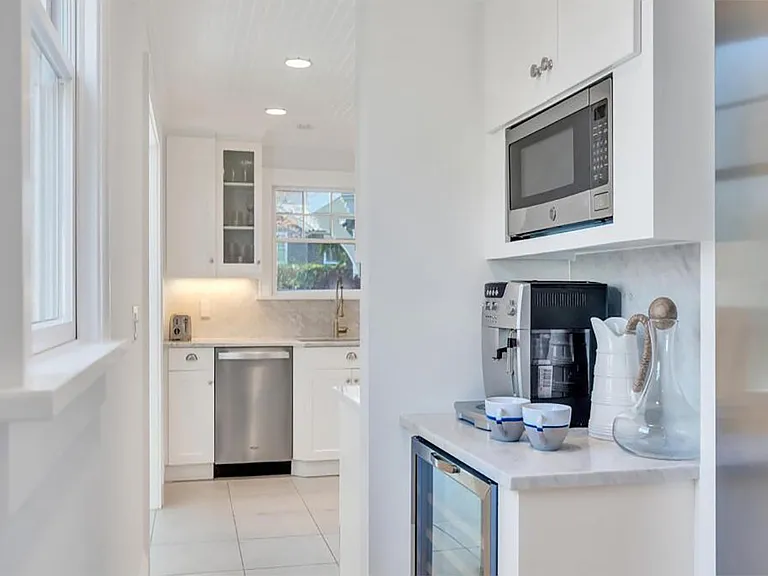 44 Henry St — Photo 14