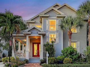 1775 Stapleton St, Sarasota, FL 34239