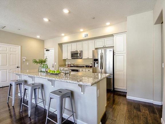 3rd image of 1110 Karby Ter Unit 301