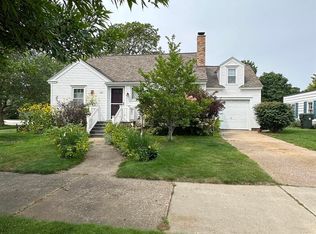 924 S 16th St, Escanaba, MI 49829