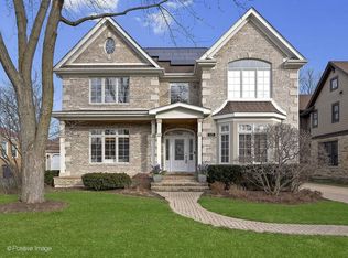 15 Hiawatha Dr, Clarendon Hills, IL 60514