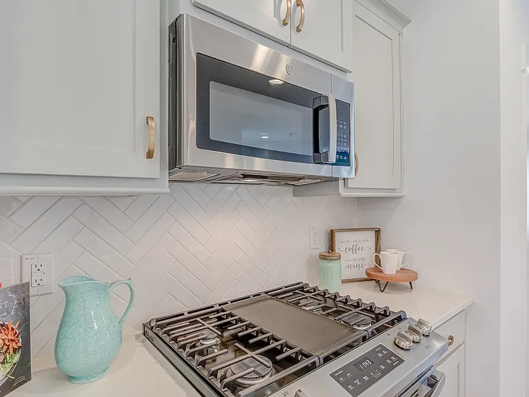 6403 Taylor Rd — Photo 13