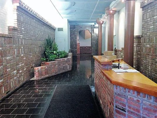 Rented by Cyberapts Management | media 24