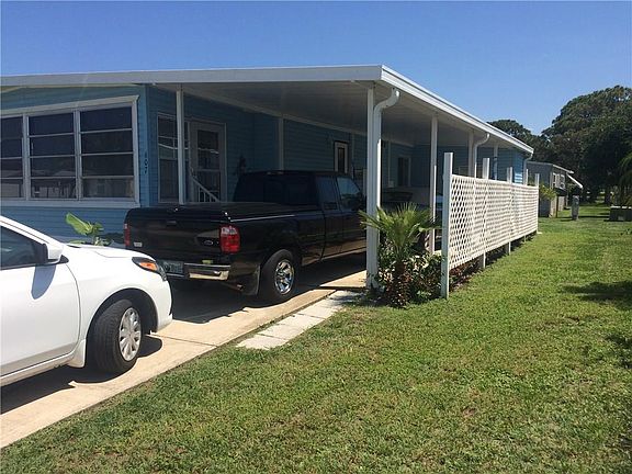 3rd image of 607 Royal Tern Dr