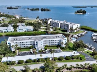 6122 River Run Dr #203B, Sebastian, FL 32958