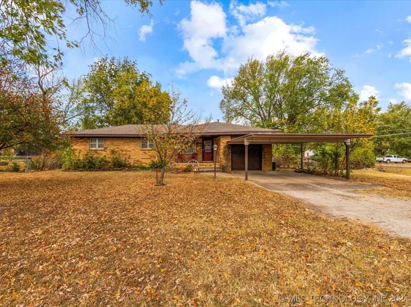813 N Ross Ave, Dewey, OK 74029