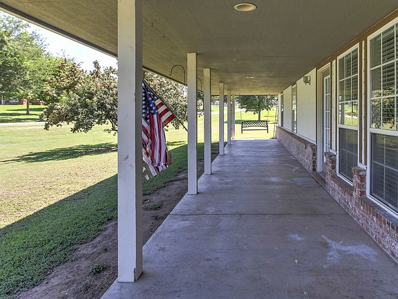 5th image of 4714 E Maple Dr
