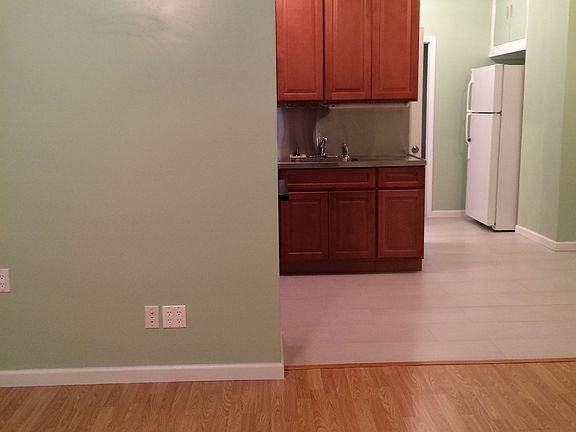 2nd image of 1259 Tabor Ct Fl 1