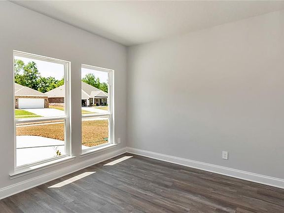 7th image of this home