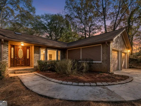 470 Battersea Dr, Lawrenceville, GA 30044