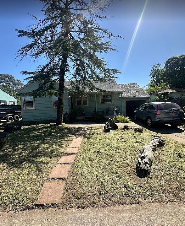 1st image of 2617 55th St