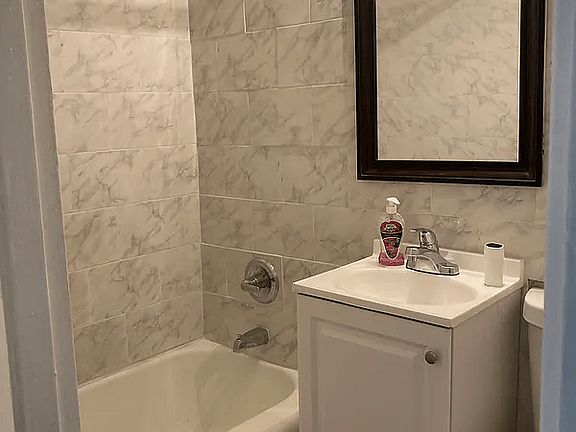 5th image of 571 Nostrand Ave APT 3F