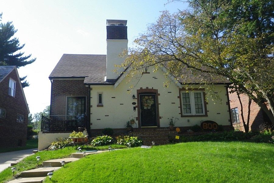 1st image of 7430 Huntington Dr