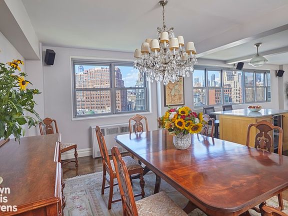 5th image of 2 Horatio St #12RS