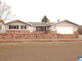 962 E Alder St, Sequim, WA