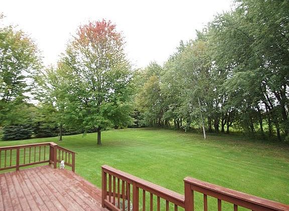 3rd image of 2044 152nd Ln NE