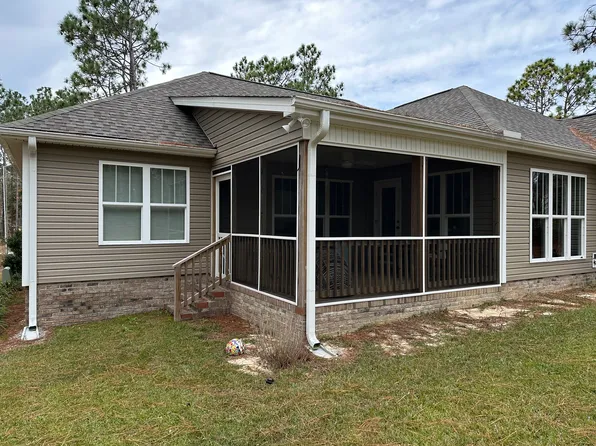 774 S Shore Dr, Southport, NC 28461