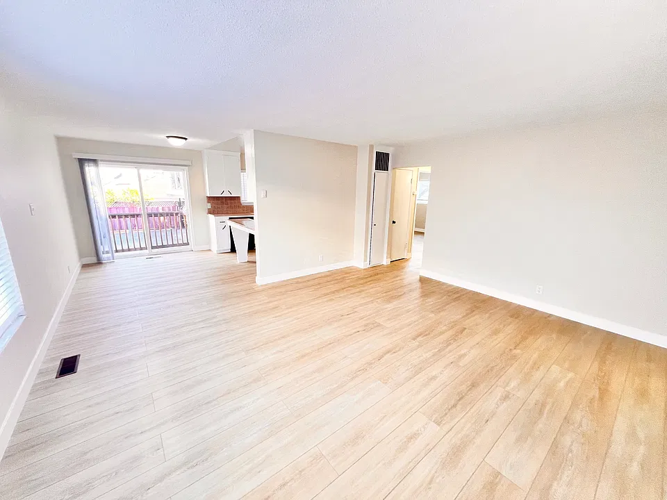 138 San Benito Ave #2