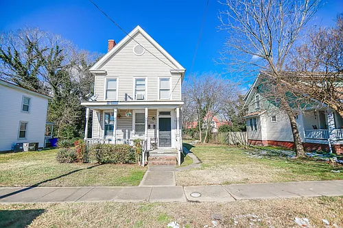 1260 W 37th St Photo 1