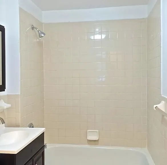 207 E 105th St #1C — Photo 8