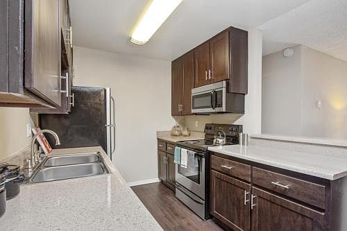 5th image of 3699 Barnard Dr APT 512