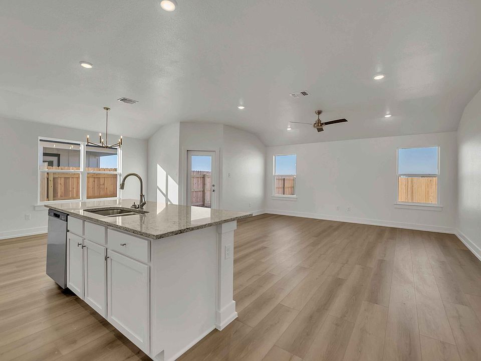 2nd image of 11205 Patera St