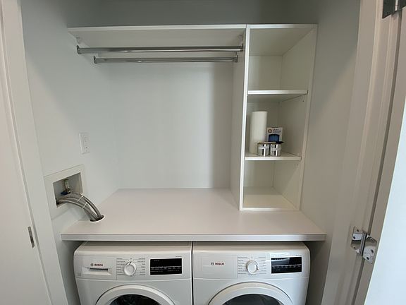 4th image of 4650 Brentwood Dr #2904