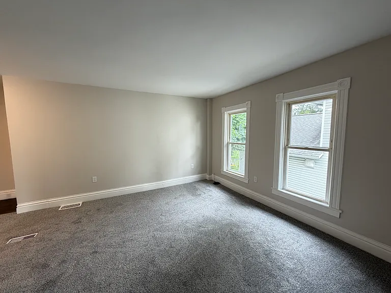 320 Chestnut St #2 — Photo 26