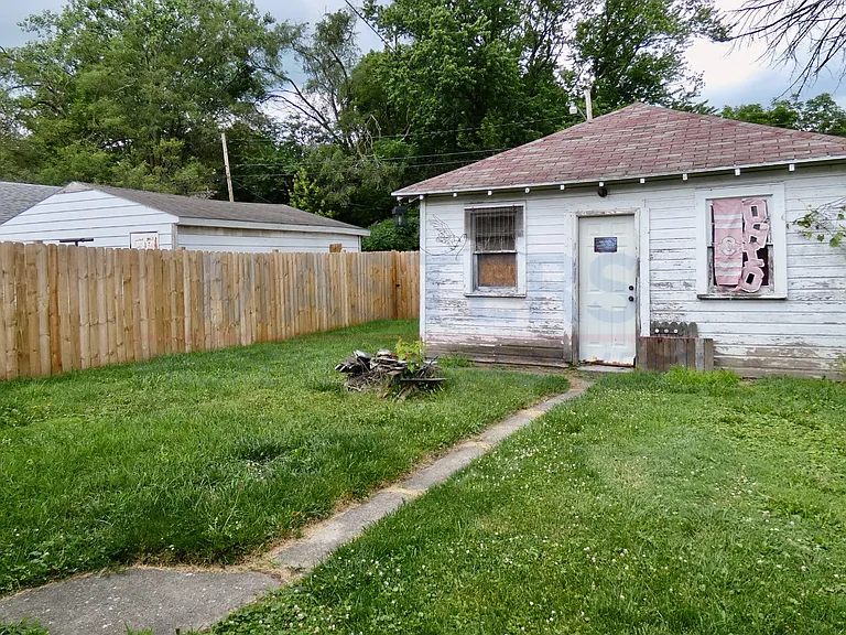 1506 South Ave — Photo 2