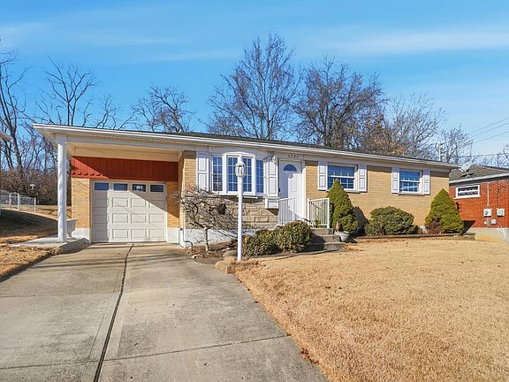 3rd image of 5727 Kroegermount Dr