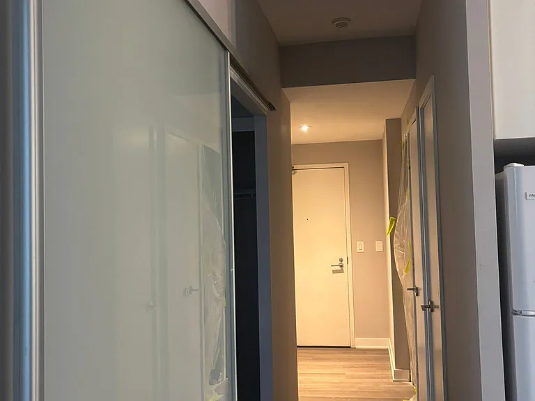 110 Charles St E #2807 — Photo 4