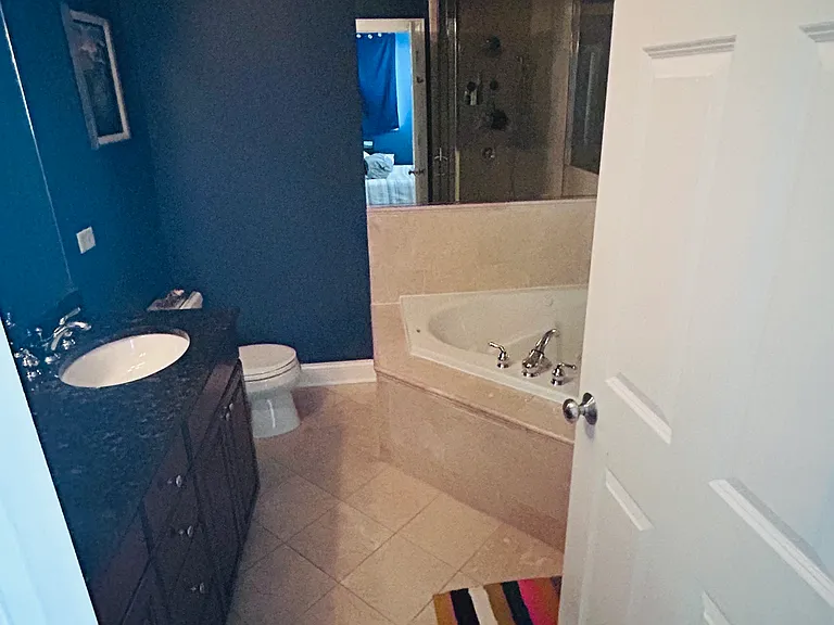 3539 N Southport Ave #4N — Photo 8