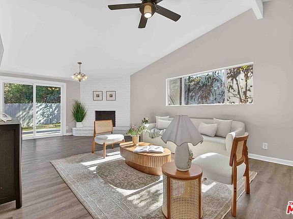 3rd image of 27706 Haxton Dr