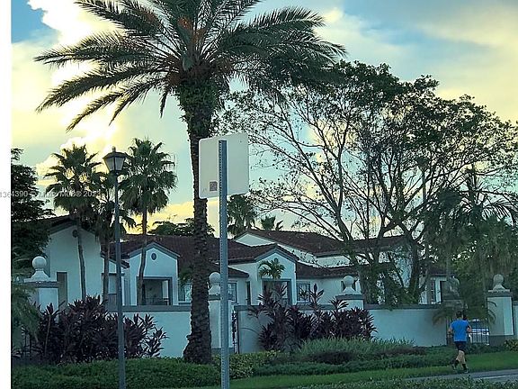 3rd image of 4360 NW 107th Ave APT 301