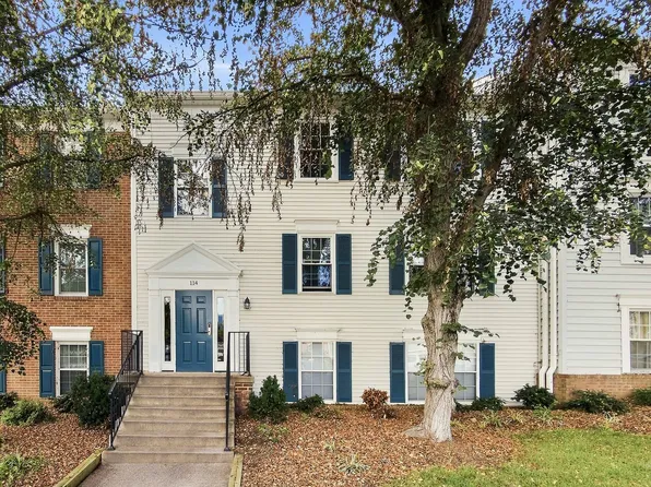 114 Prosperity Ave SE APT F, Leesburg, VA 20175